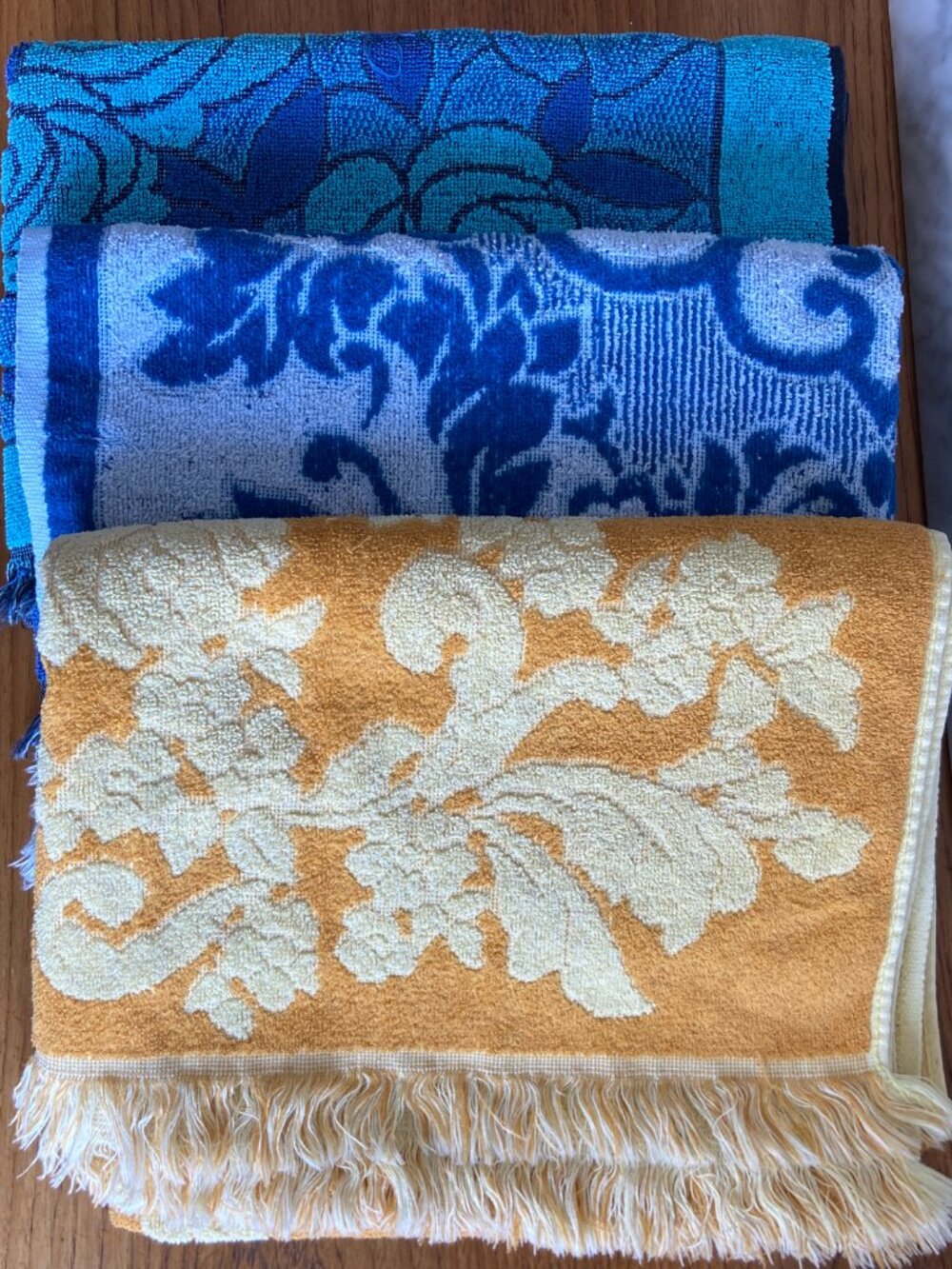 Vintage Floral Bath / Hand Towels Set (3) – Blue & Goldenrod Mid-Century